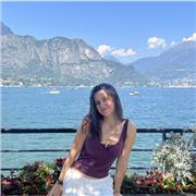 Profesora particular versátil que ofrece clases para primaria y ESO